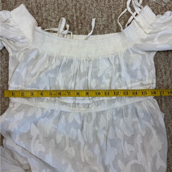 FREE PEOPLE White Semi Sheer Off the Cold Shoulder Ruffle Cover Up Dress M. D29 - Picture 14 of 17